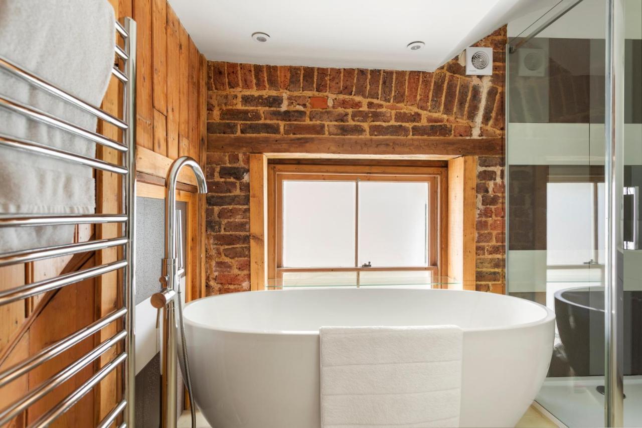 Appartement Luxurious Victorian, A Few Minutes From The Beach - Sleeps 2 Adults And Up To 3 Children à St Leonards-on-Sea Extérieur photo